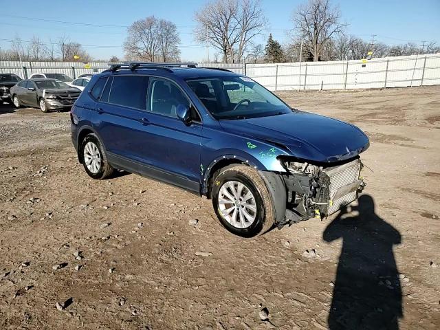 2018 Volkswagen Tiguan VIN 3VV0B7AX4JM073094 Copart auction photo, front end / side damage thumbnail 11