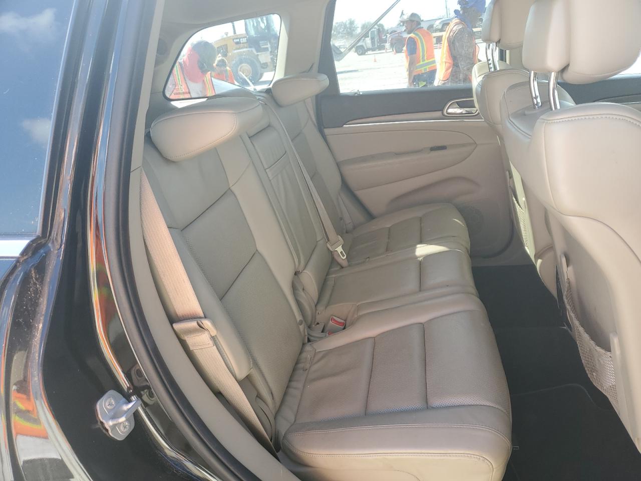 2015 Jeep Grand Cherokee VIN 1C4RJFBGXFC827657 Copart auction photo, water/flood damage thumbnail 11