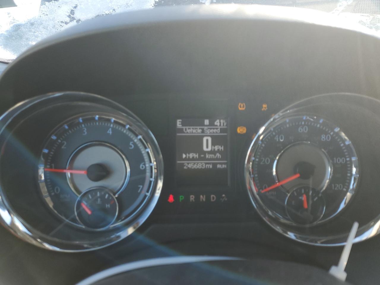 2013 Chrysler Town & Country VIN 2C4RC1CG8DR625366 Copart auction photo, front end damage thumbnail 9