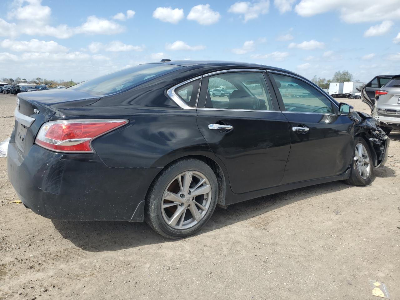 2015 Nissan Altima VIN 1N4AL3AP4FC224376 Copart auction photo, front end damage thumbnail 3