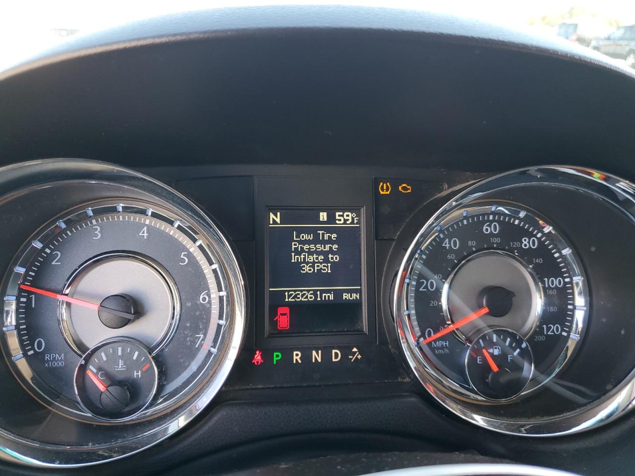 2015 Chrysler Town & Country VIN 2C4RC1BG0FR707354 Copart auction photo, side / all over damage thumbnail 9