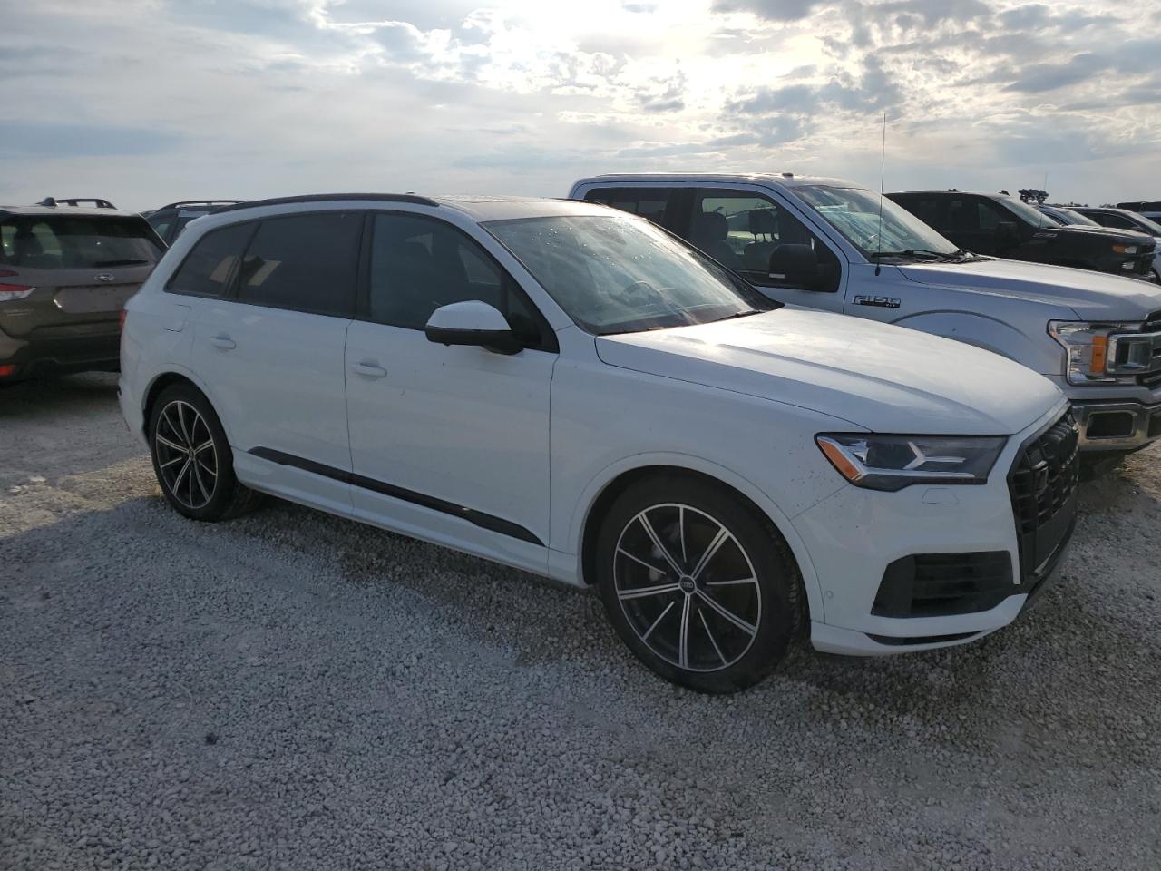 2023 Audi Q7 VIN WA1VXBF70PD002040 Copart auction photo, water/flood damage thumbnail 4