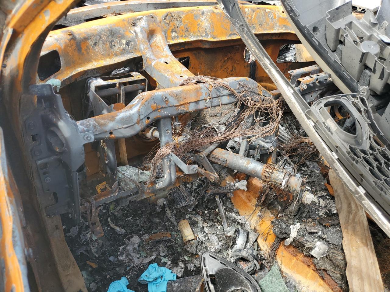 2019 Dodge Charger VIN 2C3CDXGJXKH559017 Copart auction photo, missing/altered vin / burn damage thumbnail 9