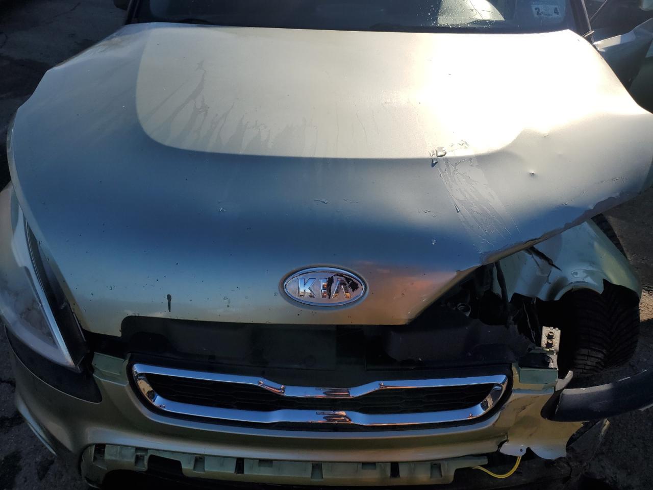 2012 KIA Soul VIN KNDJT2A68C7375009 Copart auction photo, front end / side damage thumbnail 12