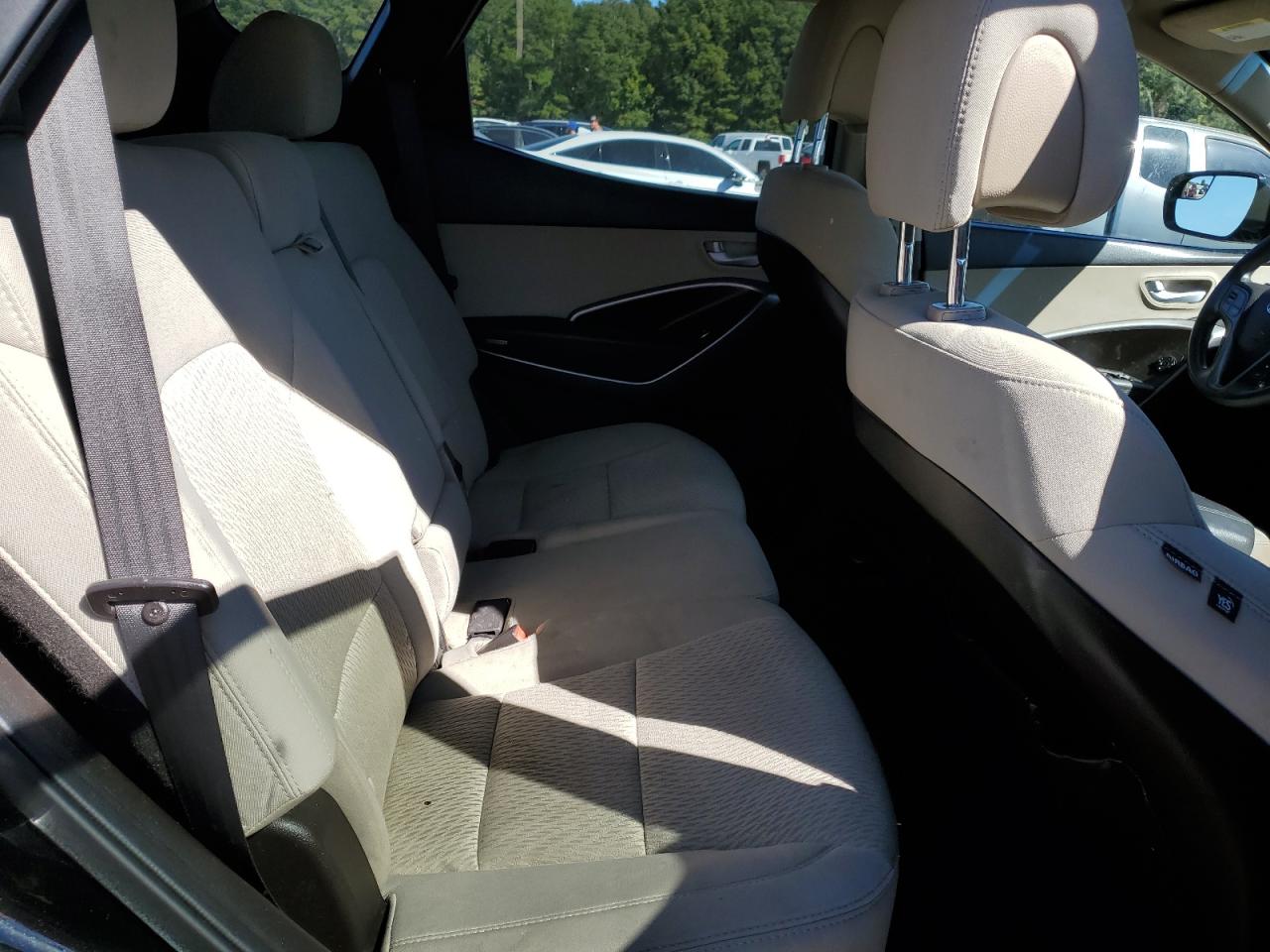 2016 Hyundai Santa Fe VIN 5XYZT3LB0GG307038 Copart auction photo, front end / side damage thumbnail 11