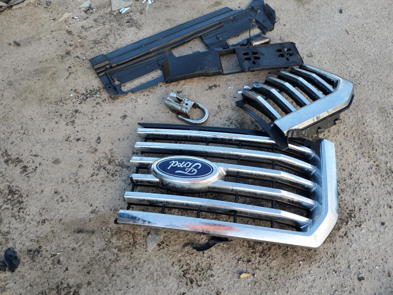 2017 Ford F-150 VIN 1FTEW1EG6HFA30919 Copart auction photo, front end damage thumbnail 14
