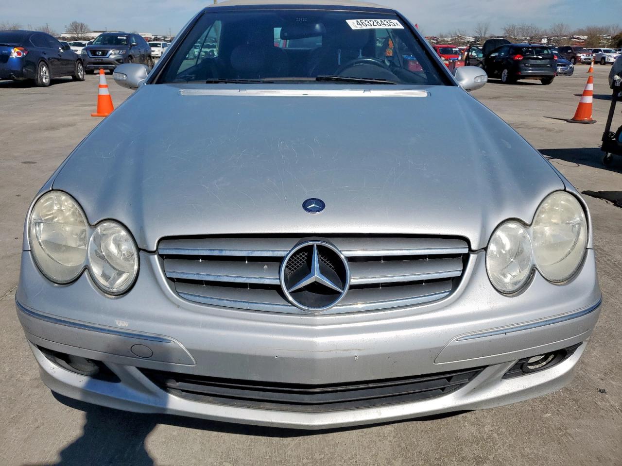 2009 Mercedes-Benz CLK-klasse VIN WDBTK56FX9T109172 Copart auction photo, rear end / minor dent/scratches damage thumbnail 5