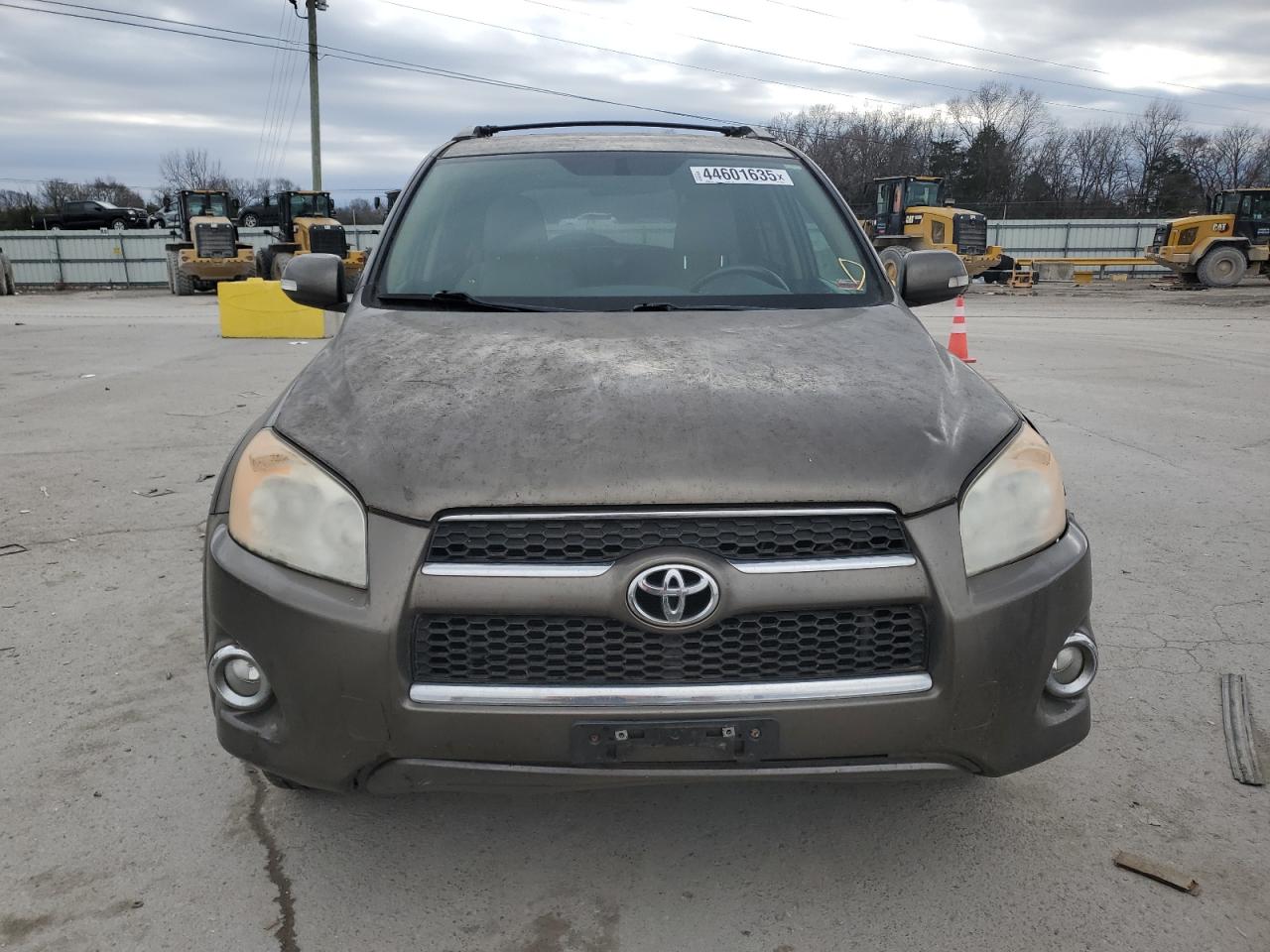 2011 Toyota RAV 4 VIN 2T3YF4DV3BW102888 Copart auction photo, water/flood / front end damage thumbnail 5