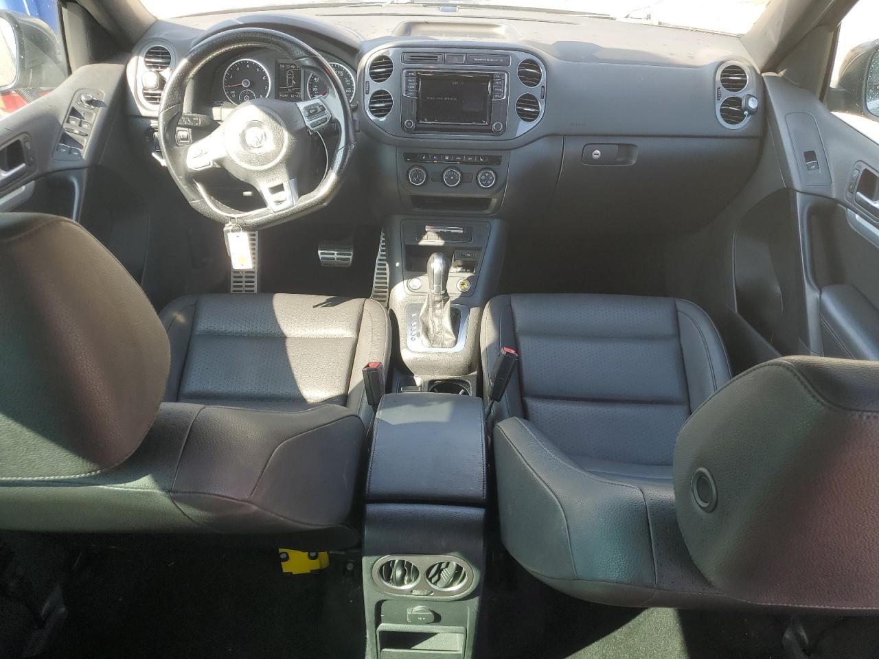 2016 Volkswagen Tiguan VIN WVGAV7AX9GW612274 Copart auction photo, side damage thumbnail 8