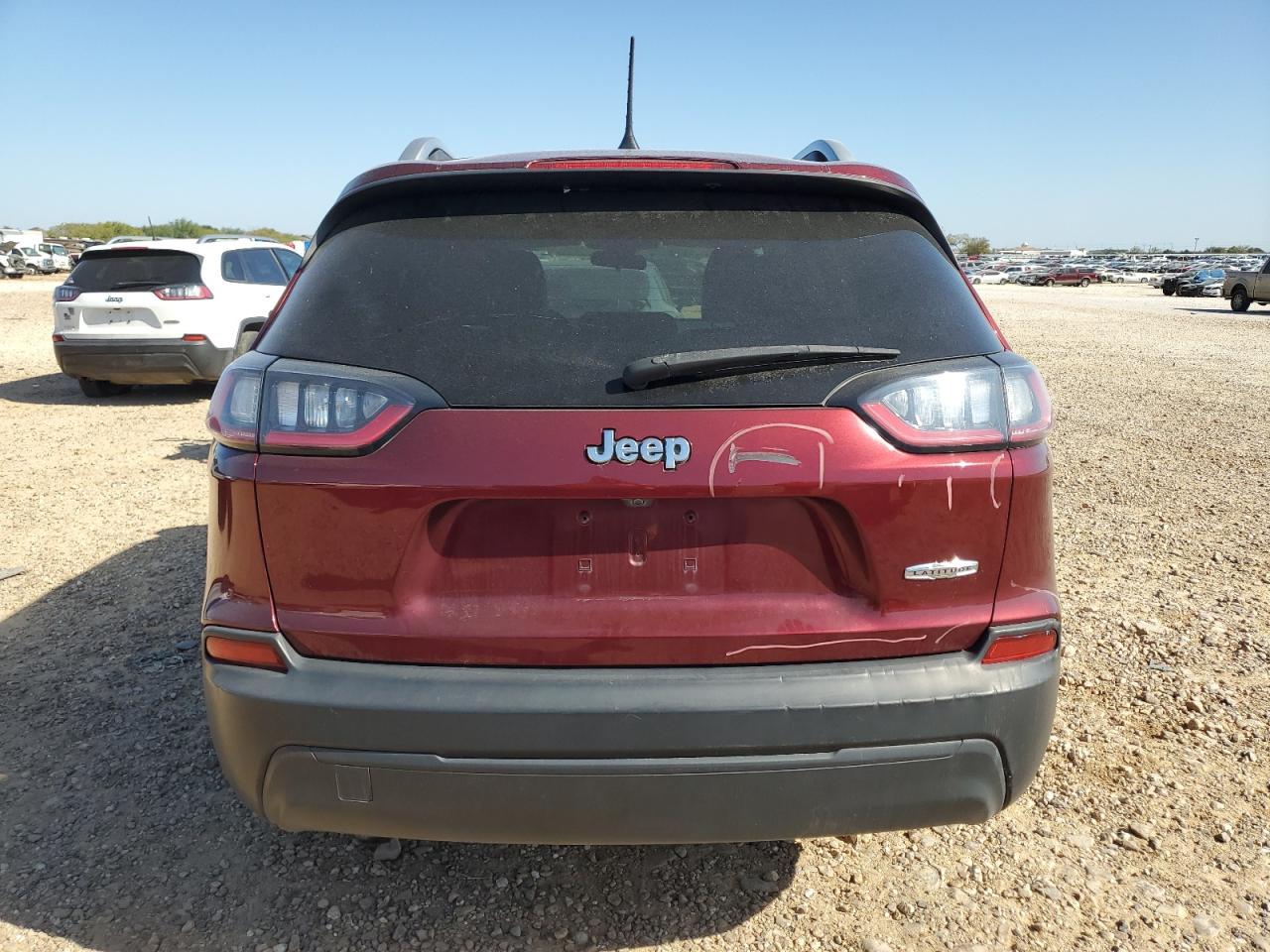 2019 Jeep Grand Cherokee VIN 1C4PJLLB8KD184268 Copart auction photo, all over / minor dent/scratches damage thumbnail 6