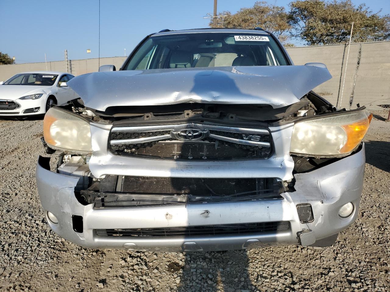 2007 Toyota RAV 4 VIN JTMZK31V075007489 Copart auction photo, front end damage thumbnail 5