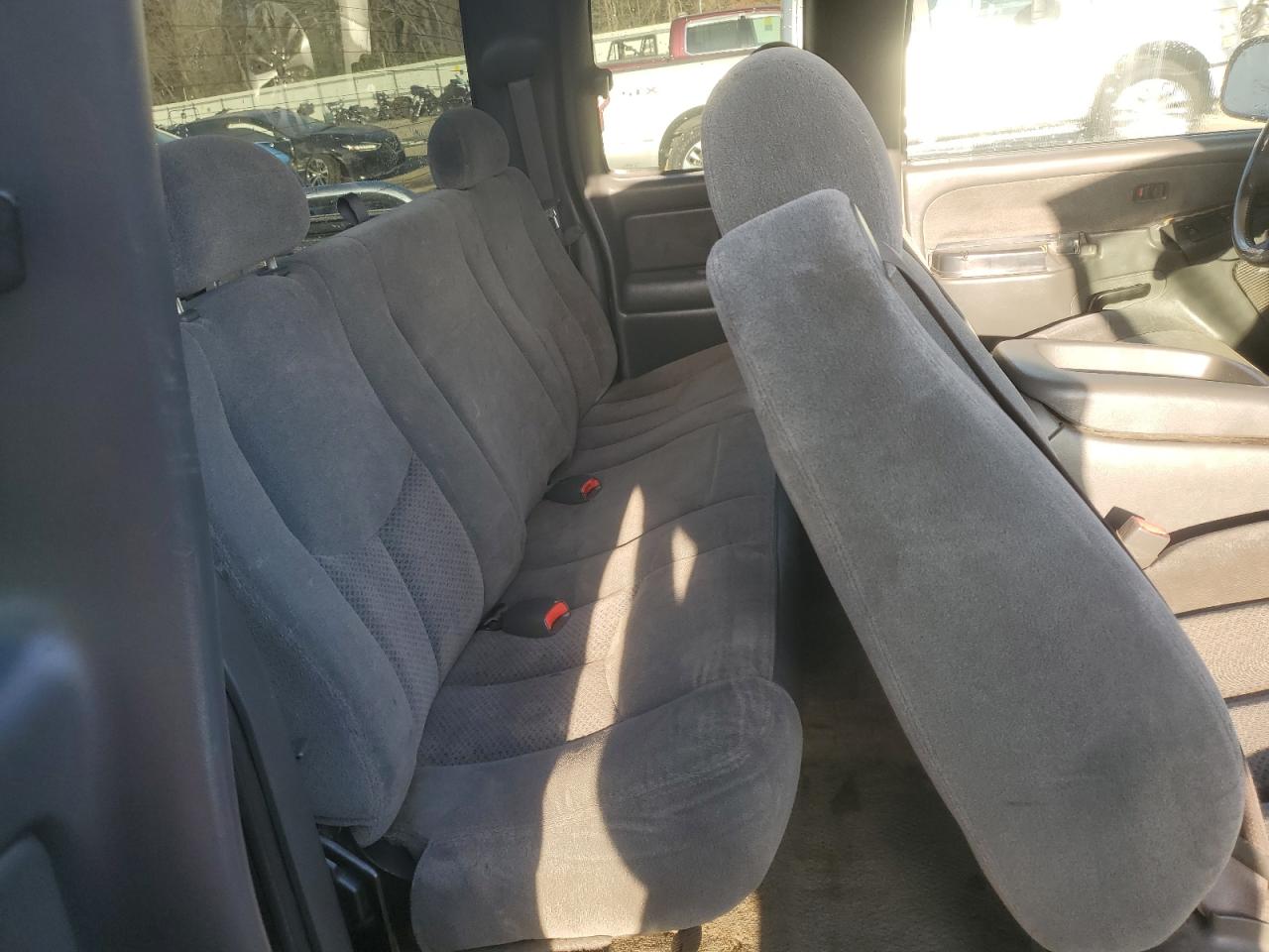 2003 Chevrolet Silverado VIN 1GCEC19T33Z165430 Copart auction photo, rear end / minor dent/scratches damage thumbnail 10