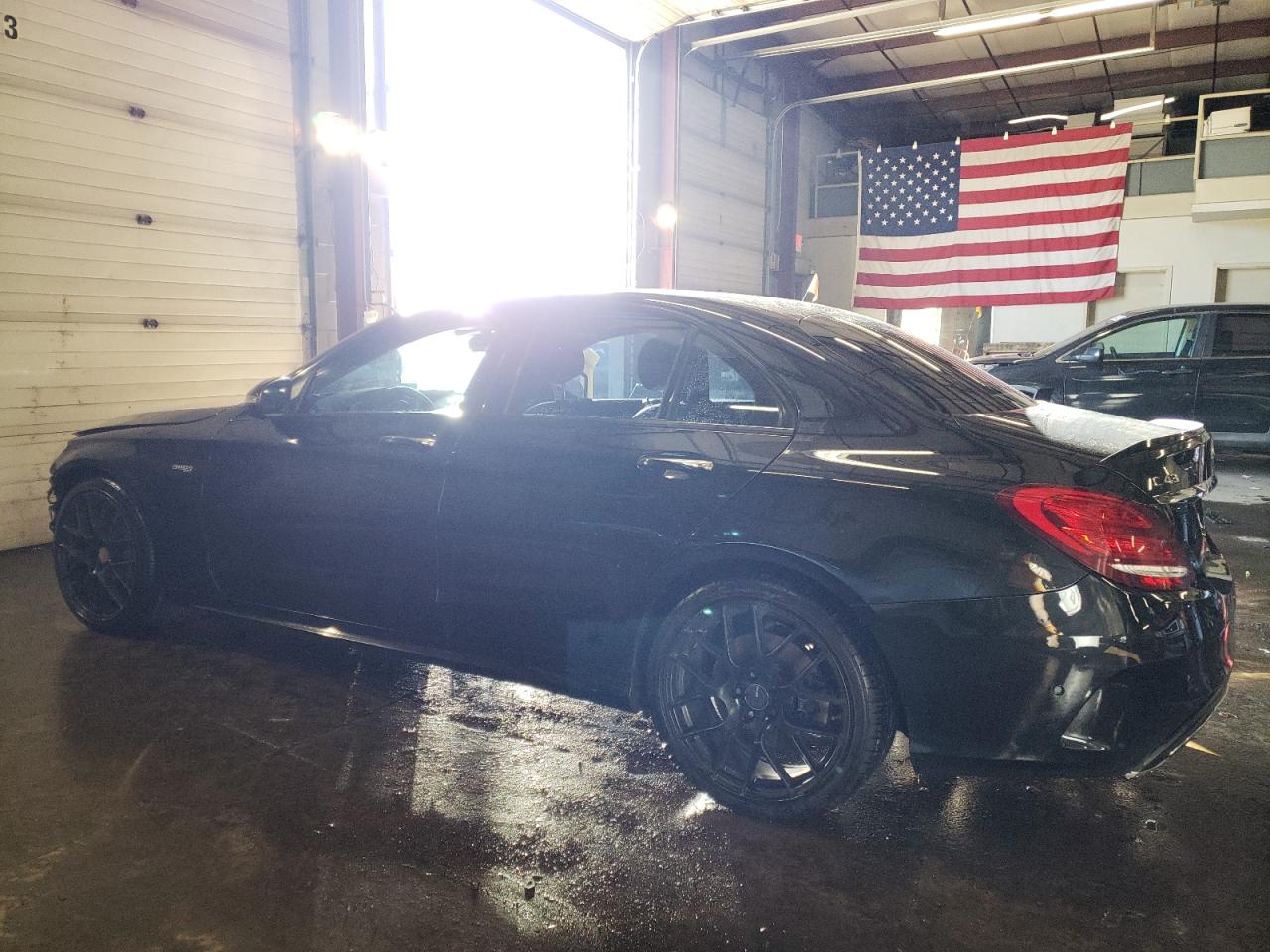 2017 Mercedes-Benz C-klasse VIN 55SWF6EB2HU182530 Copart auction photo, front end / minor dent/scratches damage thumbnail 2