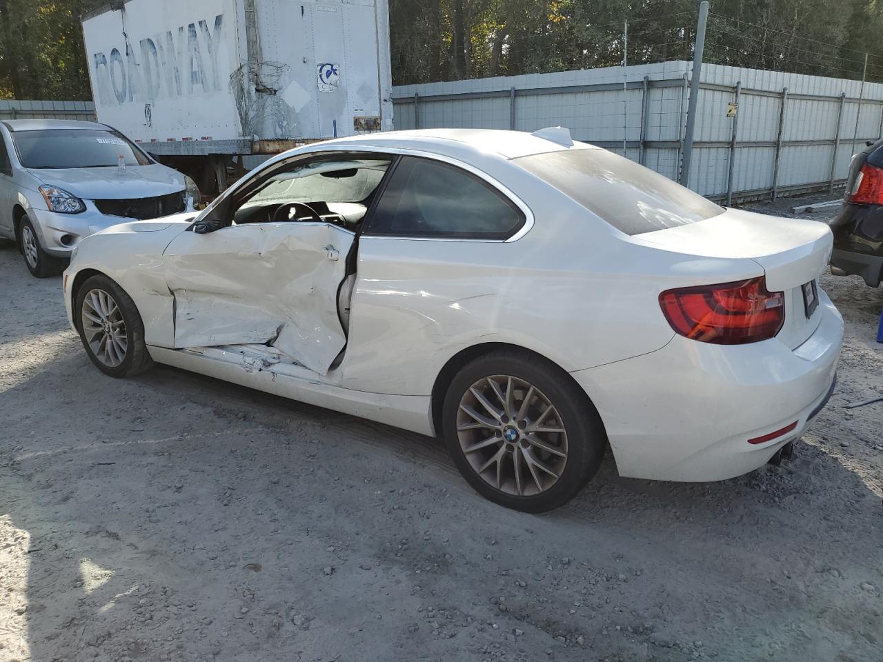 2016 BMW 2er VIN WBA1F9C55GV545653 Copart auction photo, side damage thumbnail 2