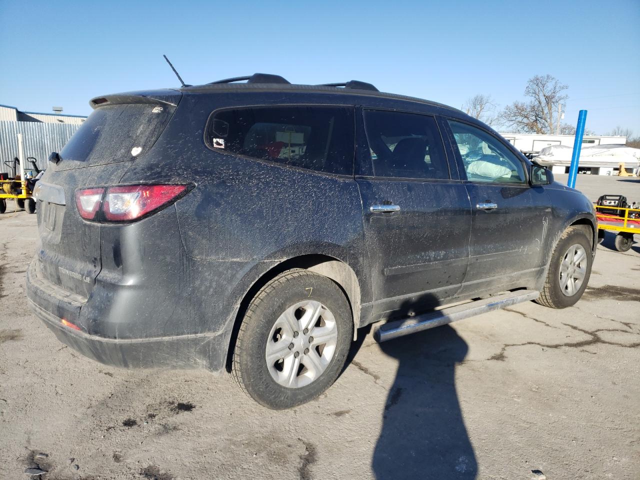 2014 Chevrolet Traverse VIN 1GNKVFKD4EJ289860 Copart auction photo, front end / hail damage thumbnail 3