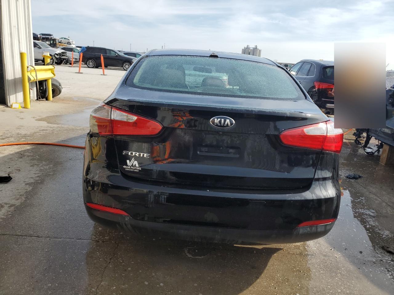 2016 KIA Forte VIN KNAFX4A63G5572884 Copart auction photo, front end damage thumbnail 6