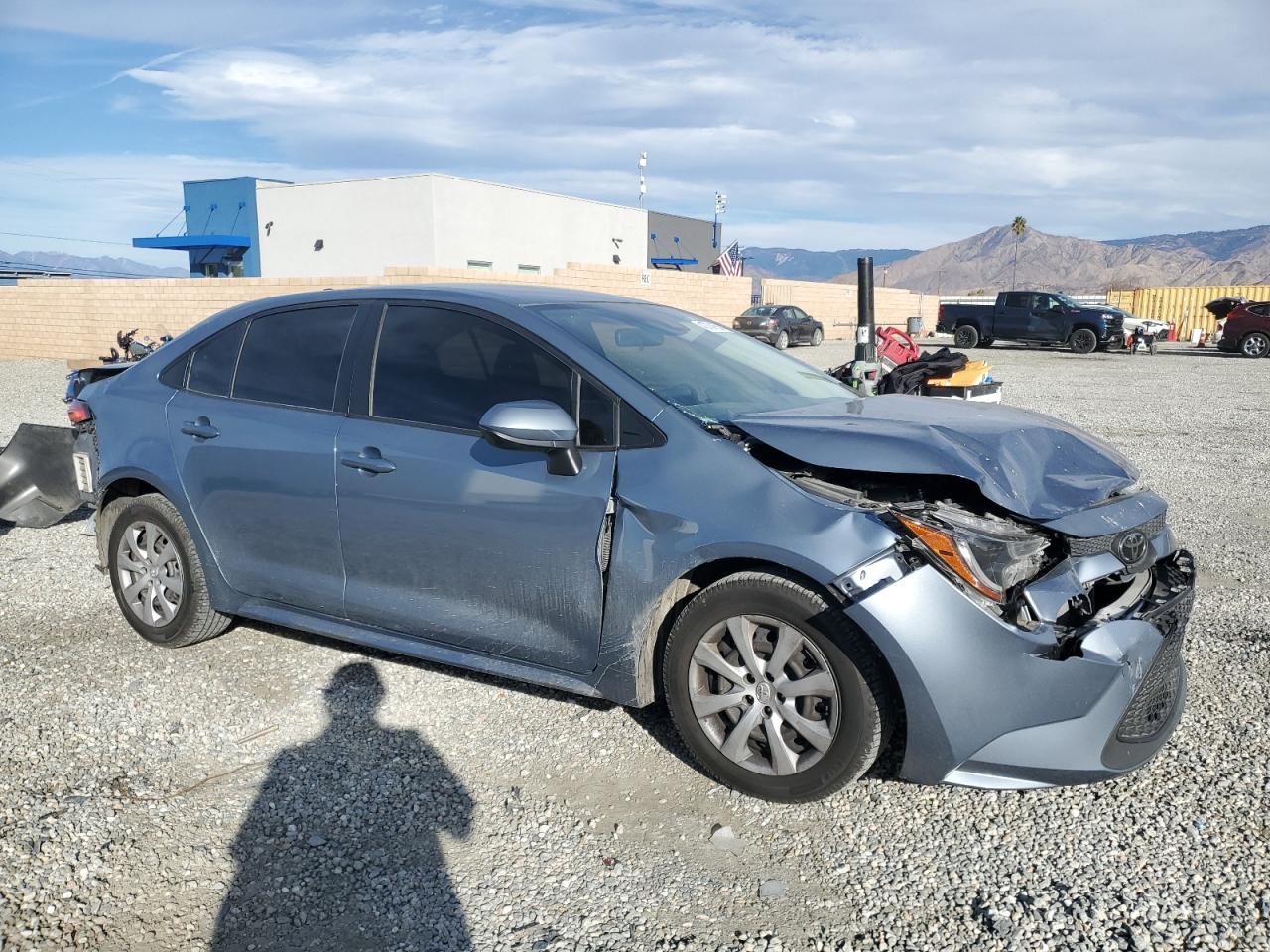 2020 Toyota Corolla VIN JTDEPRAE7LJ104483 Copart auction photo, front end / rear end damage thumbnail 4