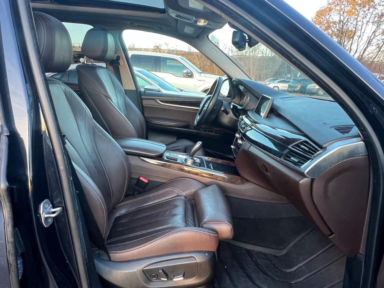 2015 BMW X5 VIN 5UXKR6C55F0J77997 Copart auction photo, minor dent/scratches / normal wear damage thumbnail 5