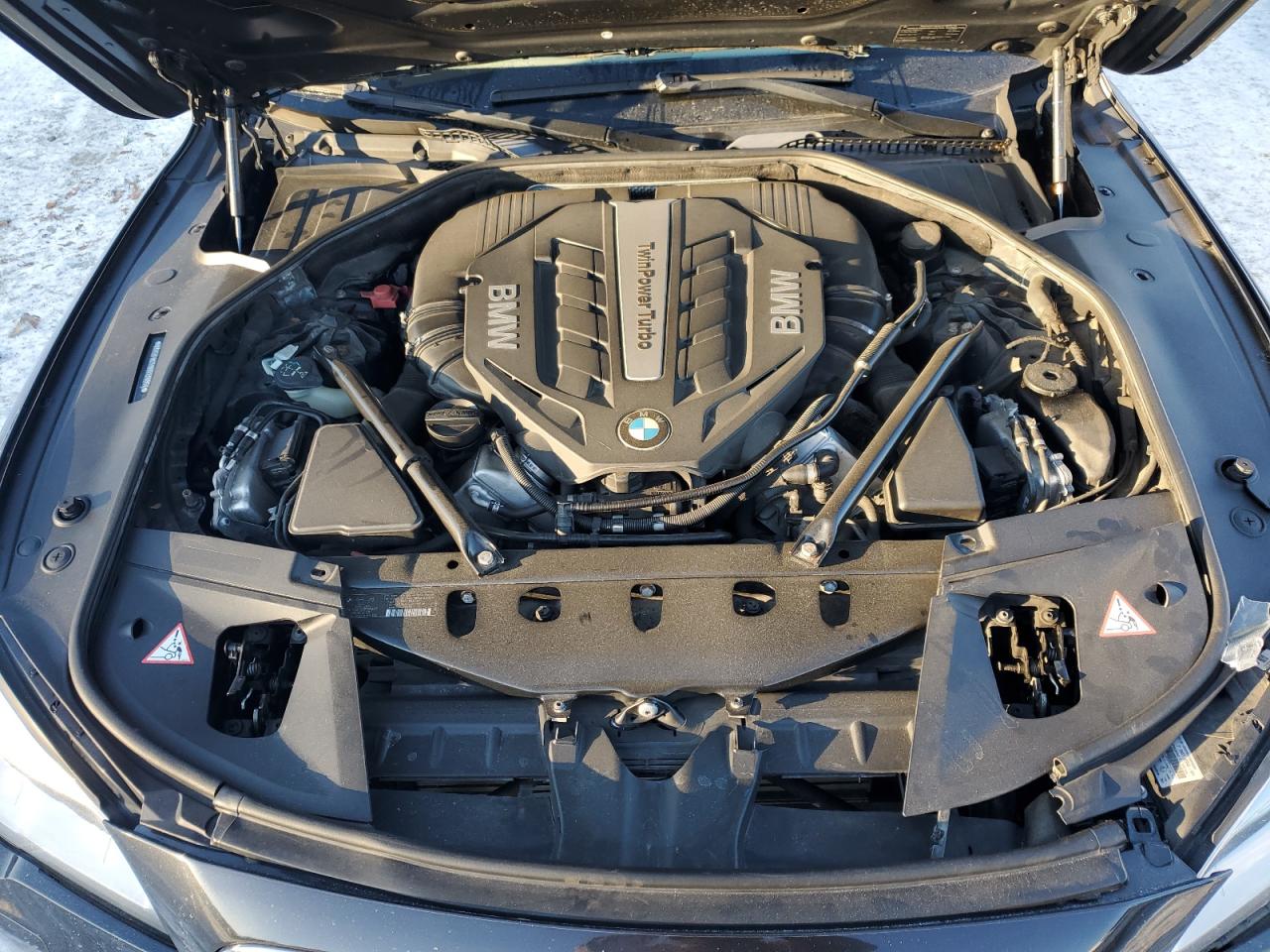 2013 BMW 7er VIN WBAYF8C59DD139854 Copart auction photo, front end damage thumbnail 11