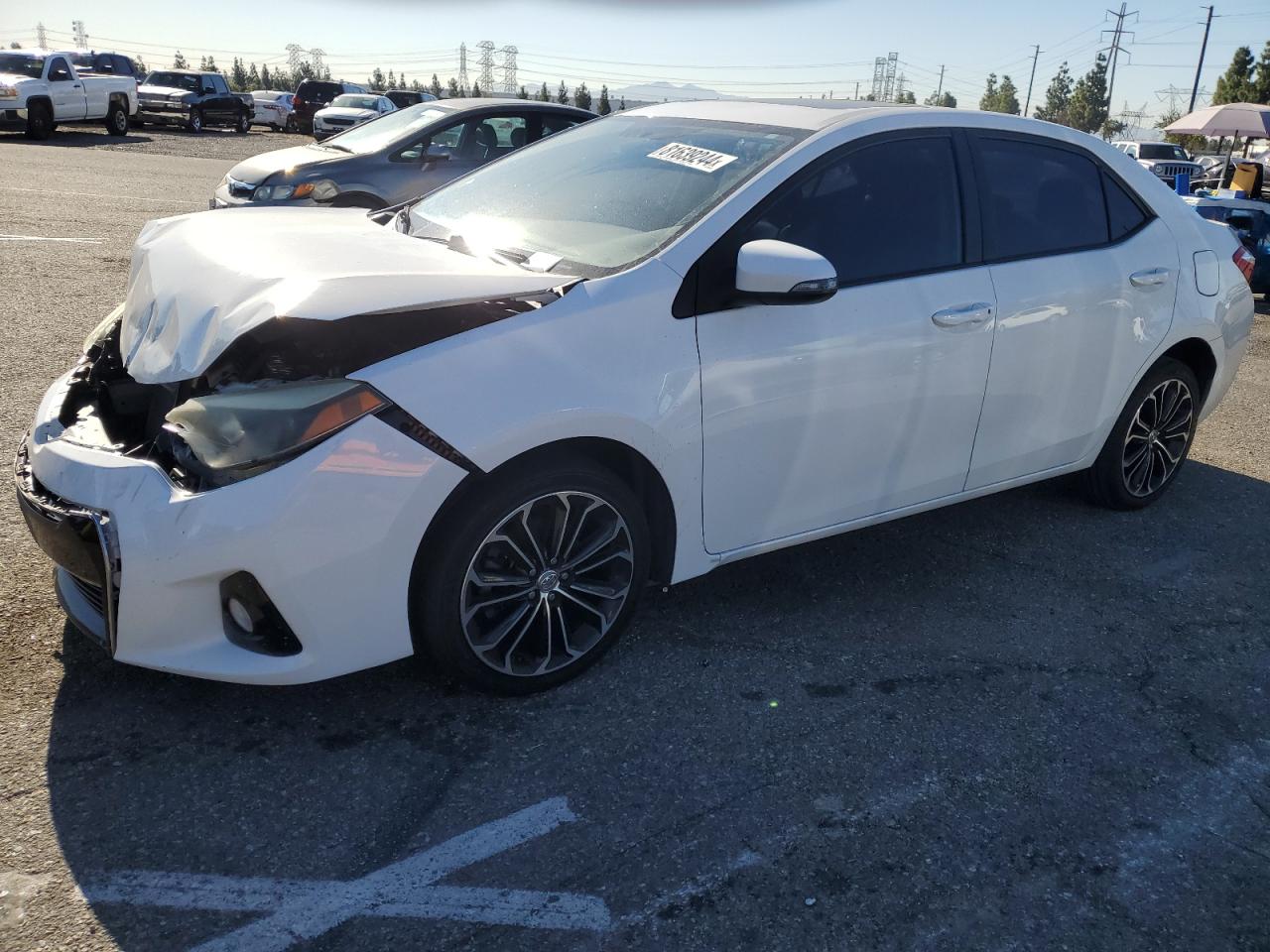 2015 Toyota Corolla VIN 5YFBURHE2FP353954