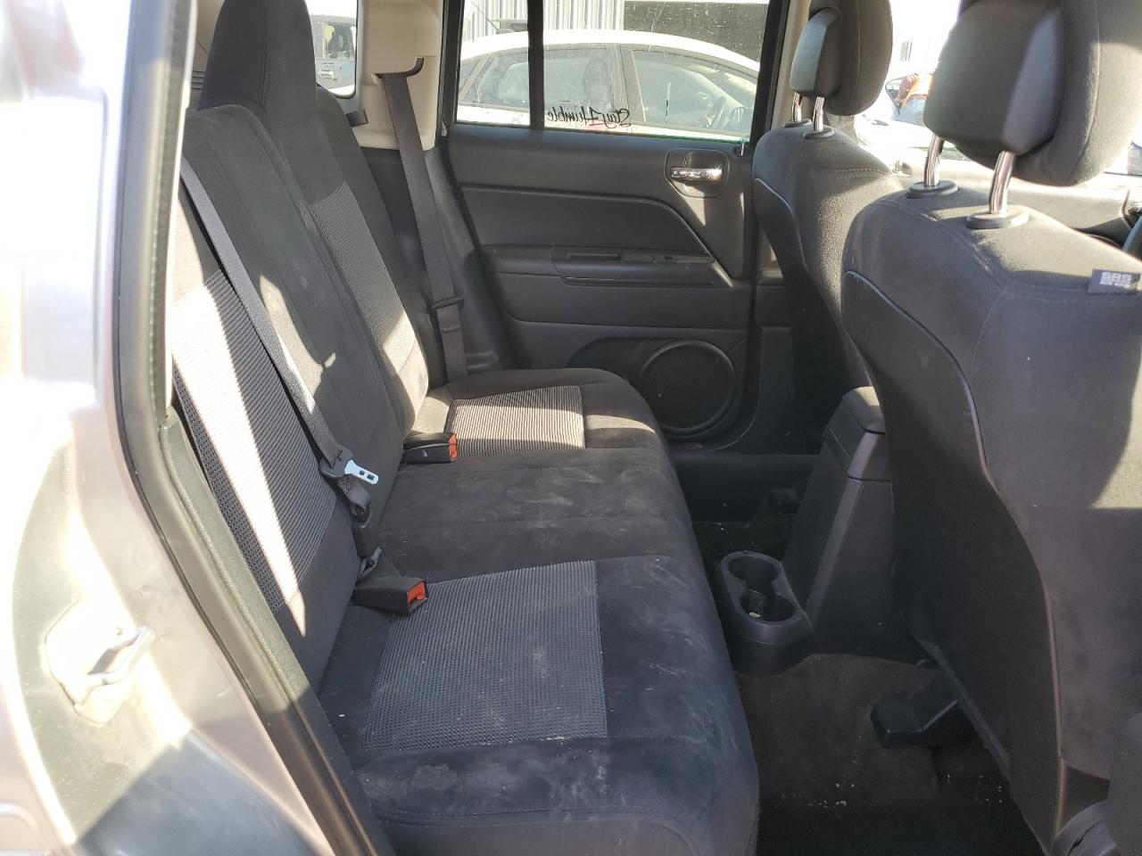 2016 Jeep Compass VIN 1C4NJDBB9GD723079 Copart auction photo, front end damage thumbnail 11