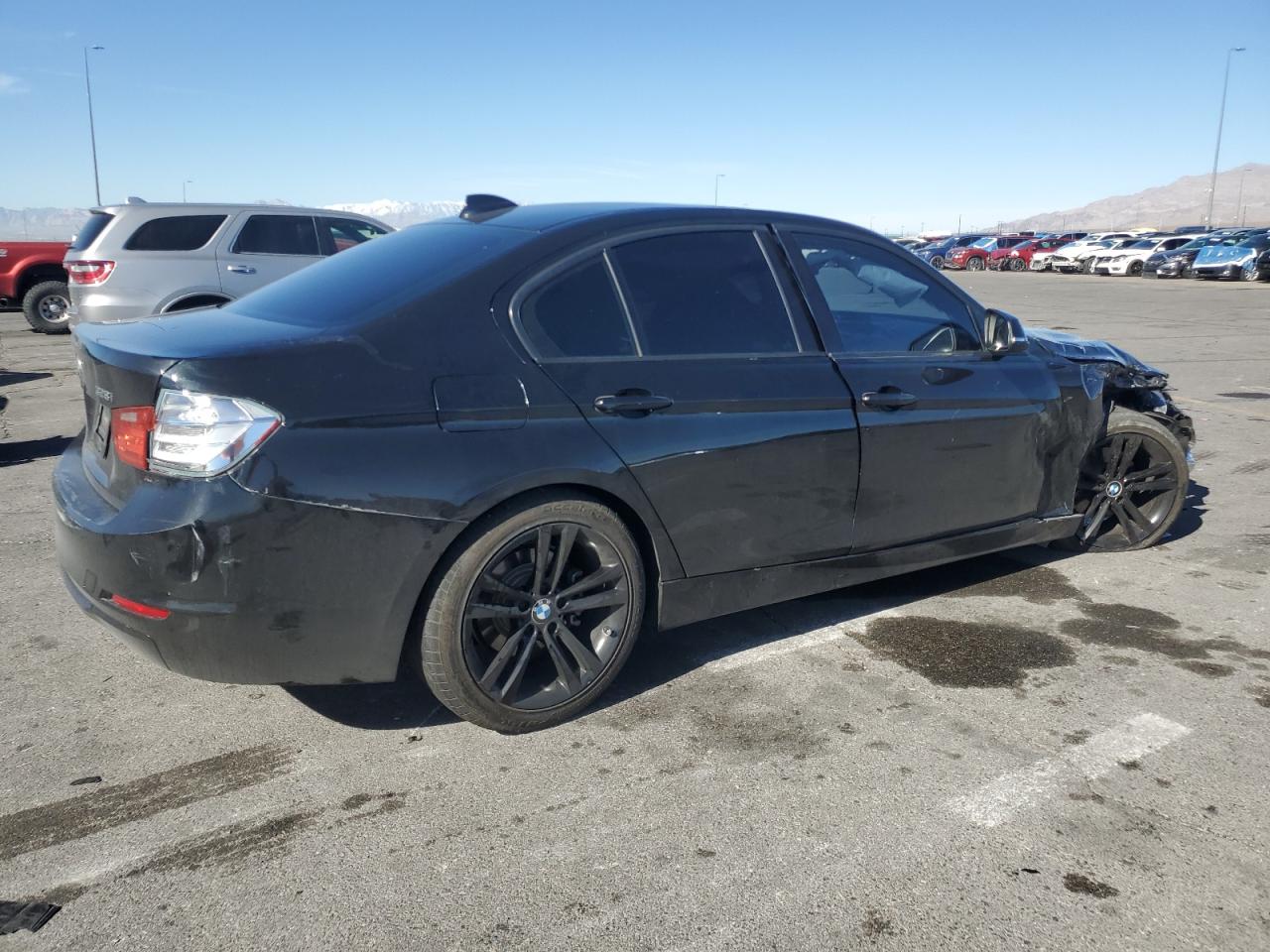 2012 BMW 3er VIN WBA3C1C5XCF433826 Copart auction photo, front end damage thumbnail 3