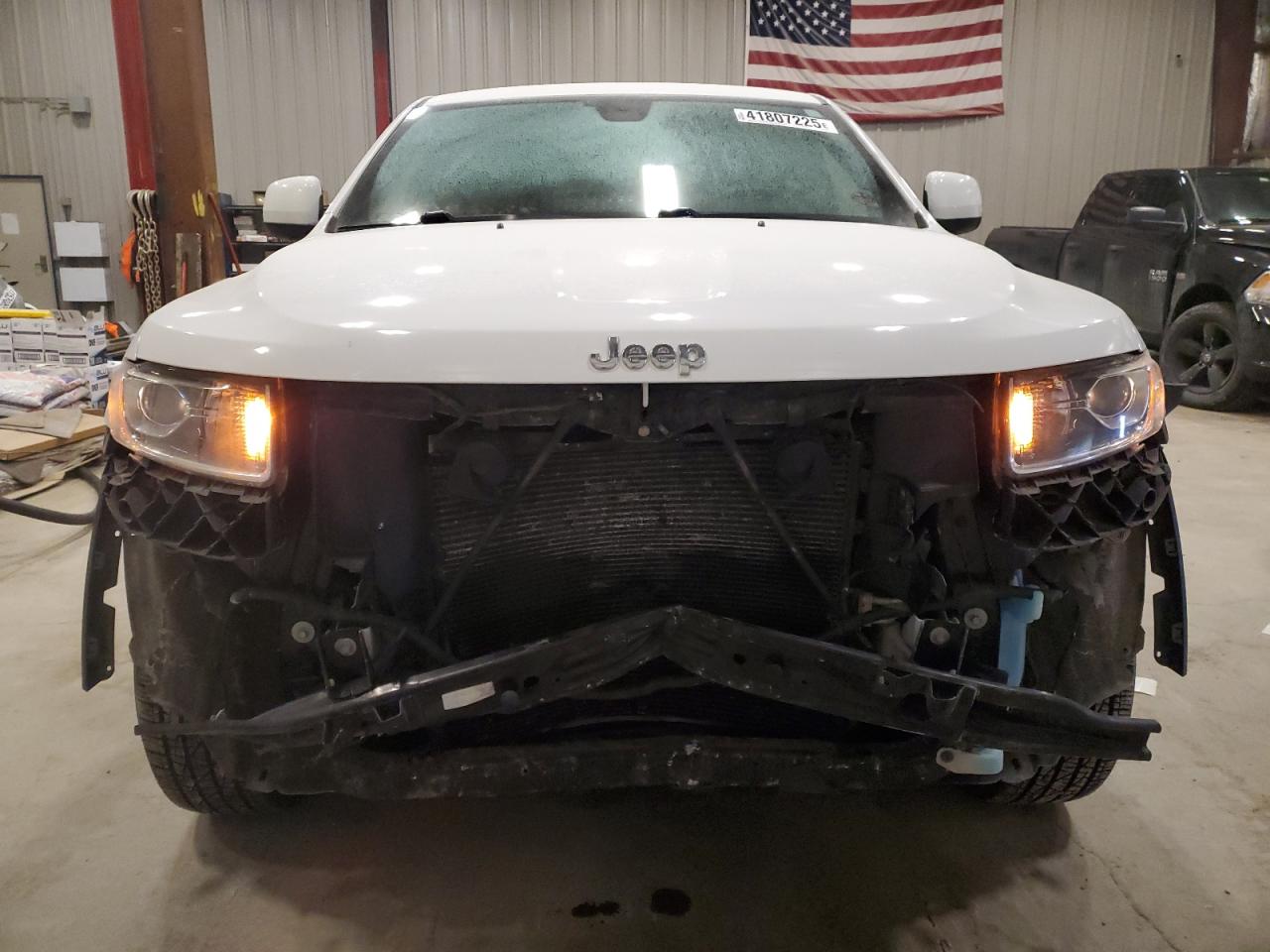 2016 Jeep Grand Cherokee VIN 1C4RJFAGXGC463601 Copart auction photo, front end damage thumbnail 5