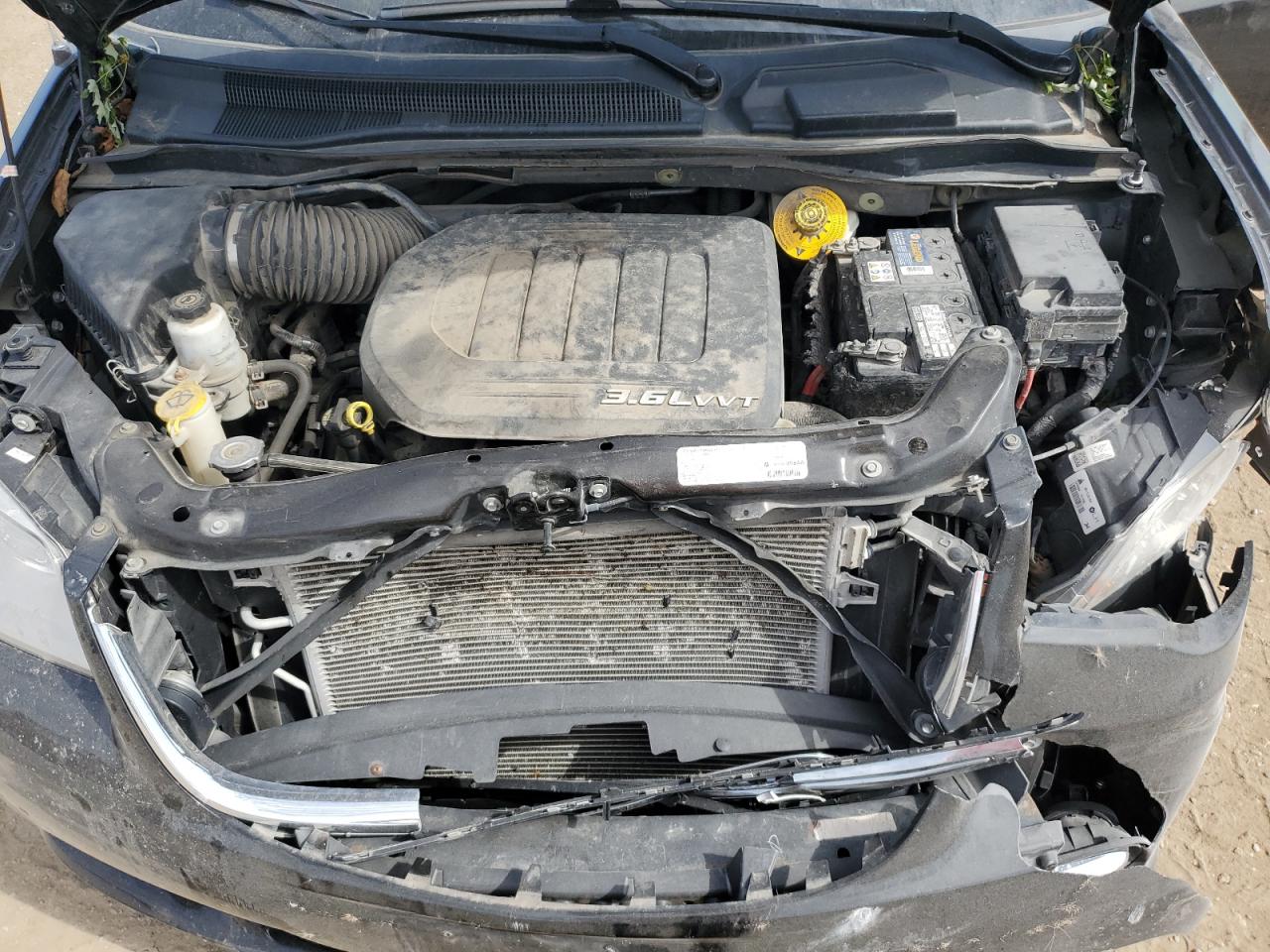 2014 Chrysler Town & Country VIN 2C4RC1BG1ER342634 Copart auction photo, front end / side damage thumbnail 14