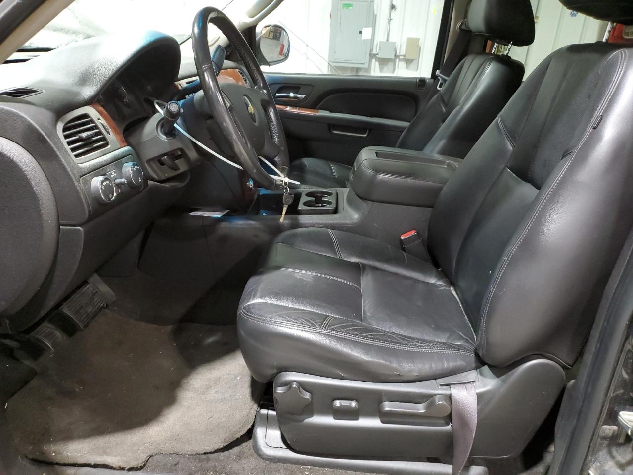 2010 Chevrolet Tahoe VIN 1GNUKBE02AR249128 Copart auction photo, rear end / side damage thumbnail 7