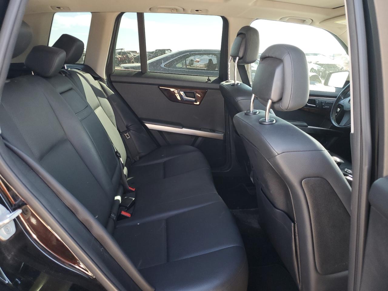 2011 Mercedes-Benz GLK-klasse VIN WDCGG8HB1BF681570 Copart auction photo, front end damage thumbnail 11