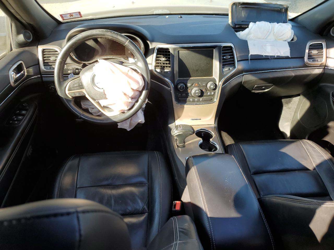 2015 Jeep Grand Cherokee VIN 1C4RJFBG7FC828944 Copart auction photo, front end / rear end damage thumbnail 8