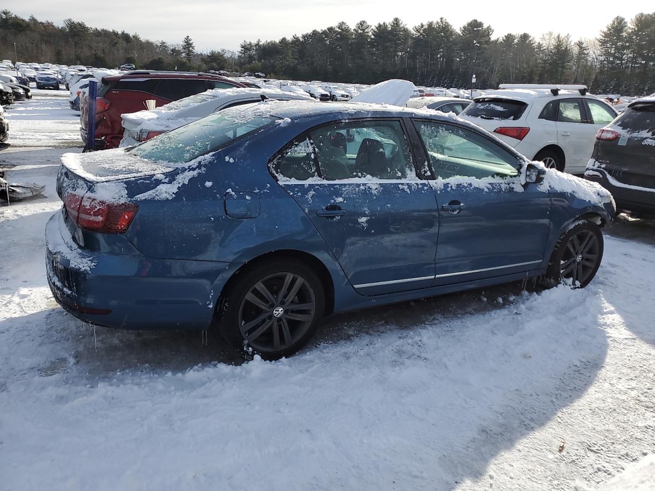 2018 Volkswagen Jetta VIN 3VWL17AJ1JM255150 Copart auction photo, front end / minor dent/scratches damage thumbnail 3