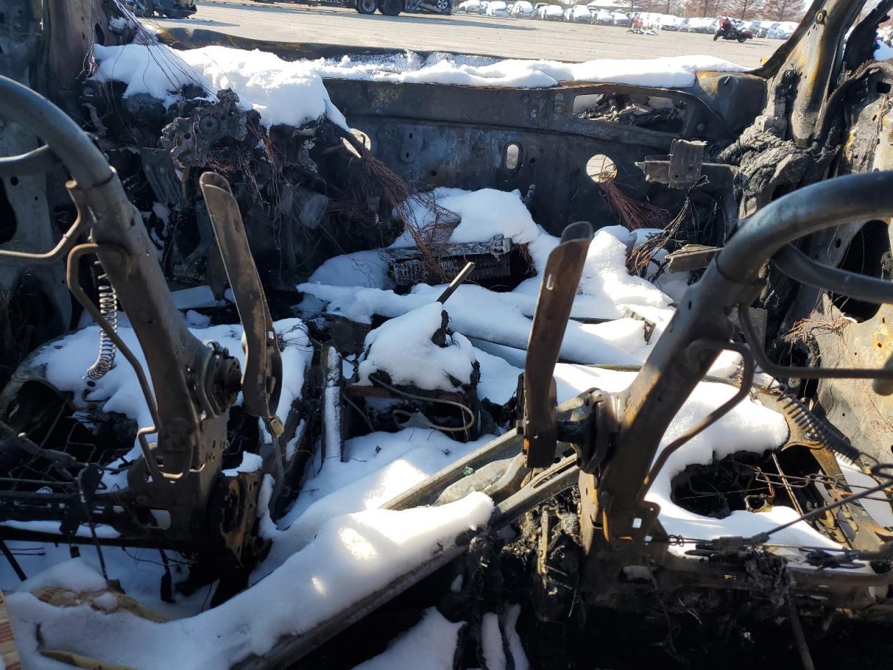 2018 Honda Pilot VIN 5FNYF6H57JB019166 Copart auction photo, burn - engine / burn - interior damage thumbnail 8