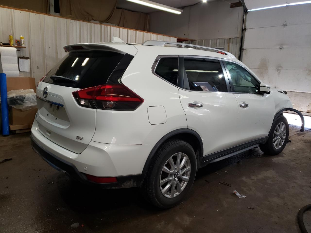 2020 Nissan Rogue VIN KNMAT2MT8LP519899 Copart auction photo, front end / side damage thumbnail 3
