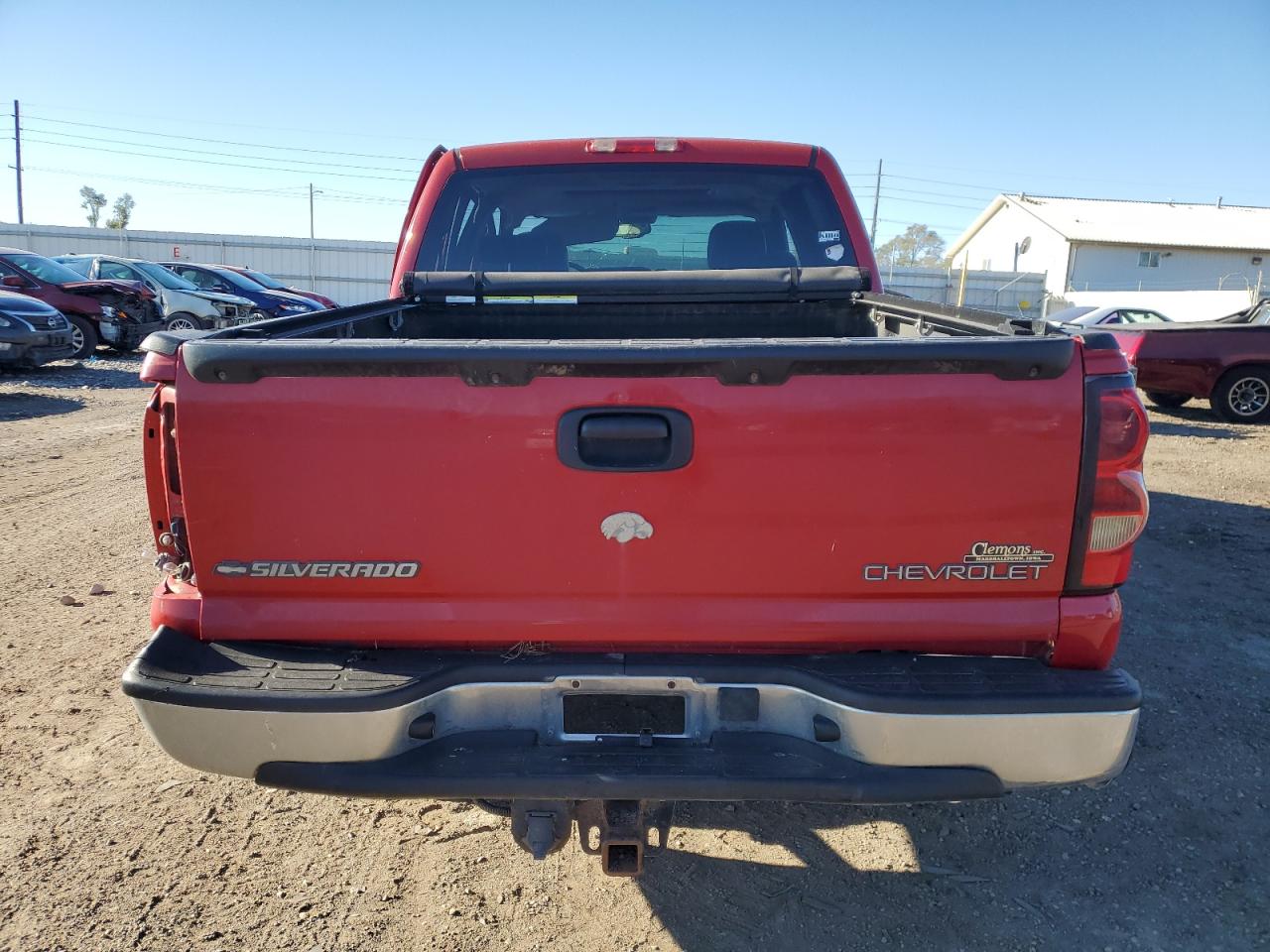2005 Chevrolet Silverado VIN 2GCEK13T251377548 Copart auction photo, front end / side damage thumbnail 6