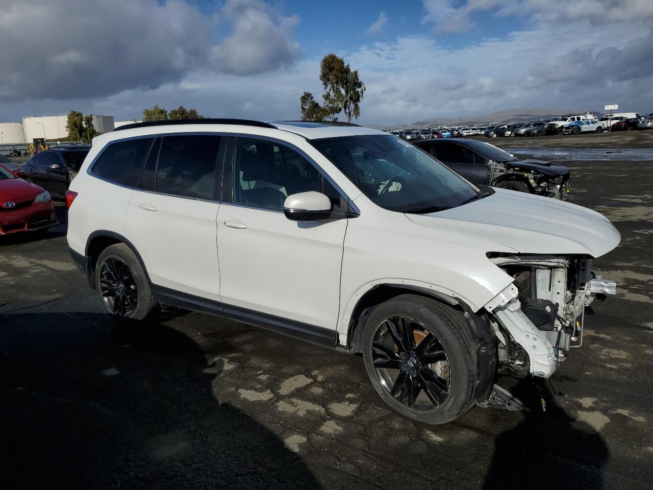 2022 Honda Pilot VIN 5FNYF5H29NB005839 Copart auction photo, undercarriage damage thumbnail 4