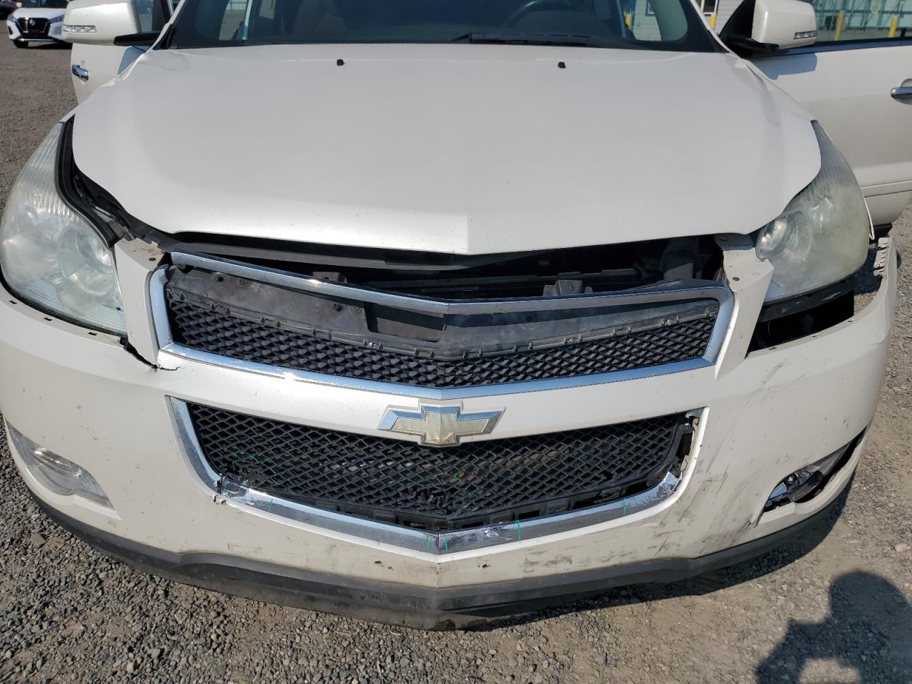 2011 Chevrolet Traverse VIN 1GNKRGED5BJ212352 Copart auction photo, front end / minor dent/scratches damage thumbnail 12