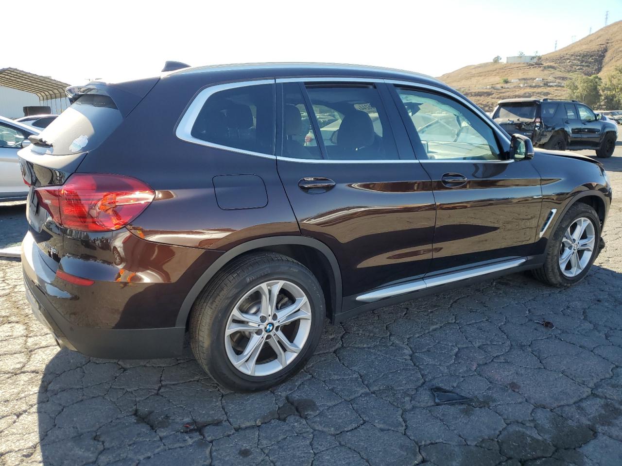 2019 BMW X3 VIN 5UXTR7C54KLR48775 Copart auction photo, front end damage thumbnail 3