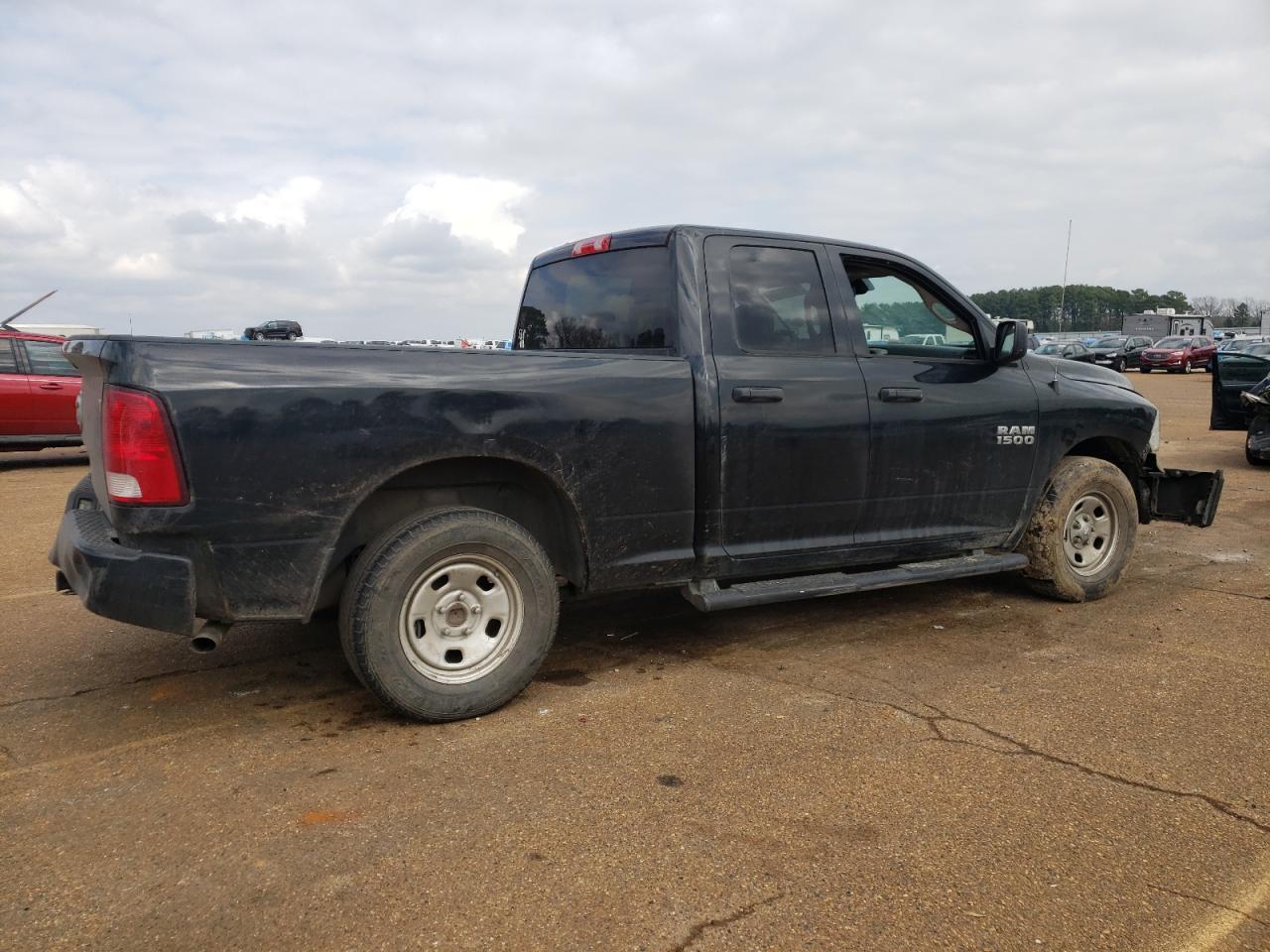 2018 RAM 1500 VIN 1C6RR6FG7JS324838 Copart auction photo, front end / rear end damage thumbnail 3