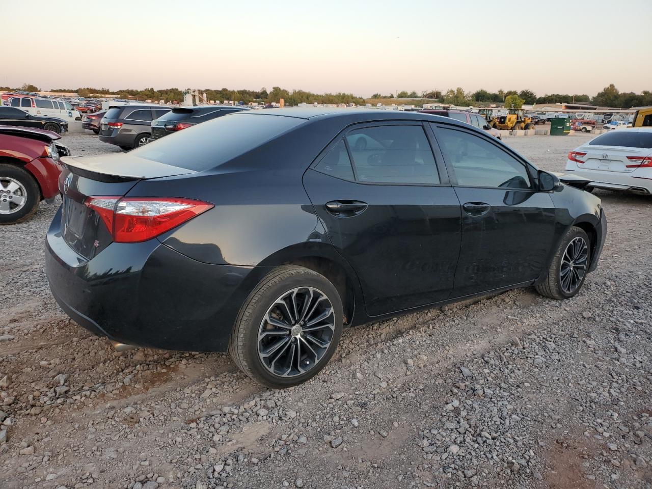 2016 Toyota Corolla VIN 5YFBURHE5GP449210 Copart auction photo, front end / minor dent/scratches damage thumbnail 3