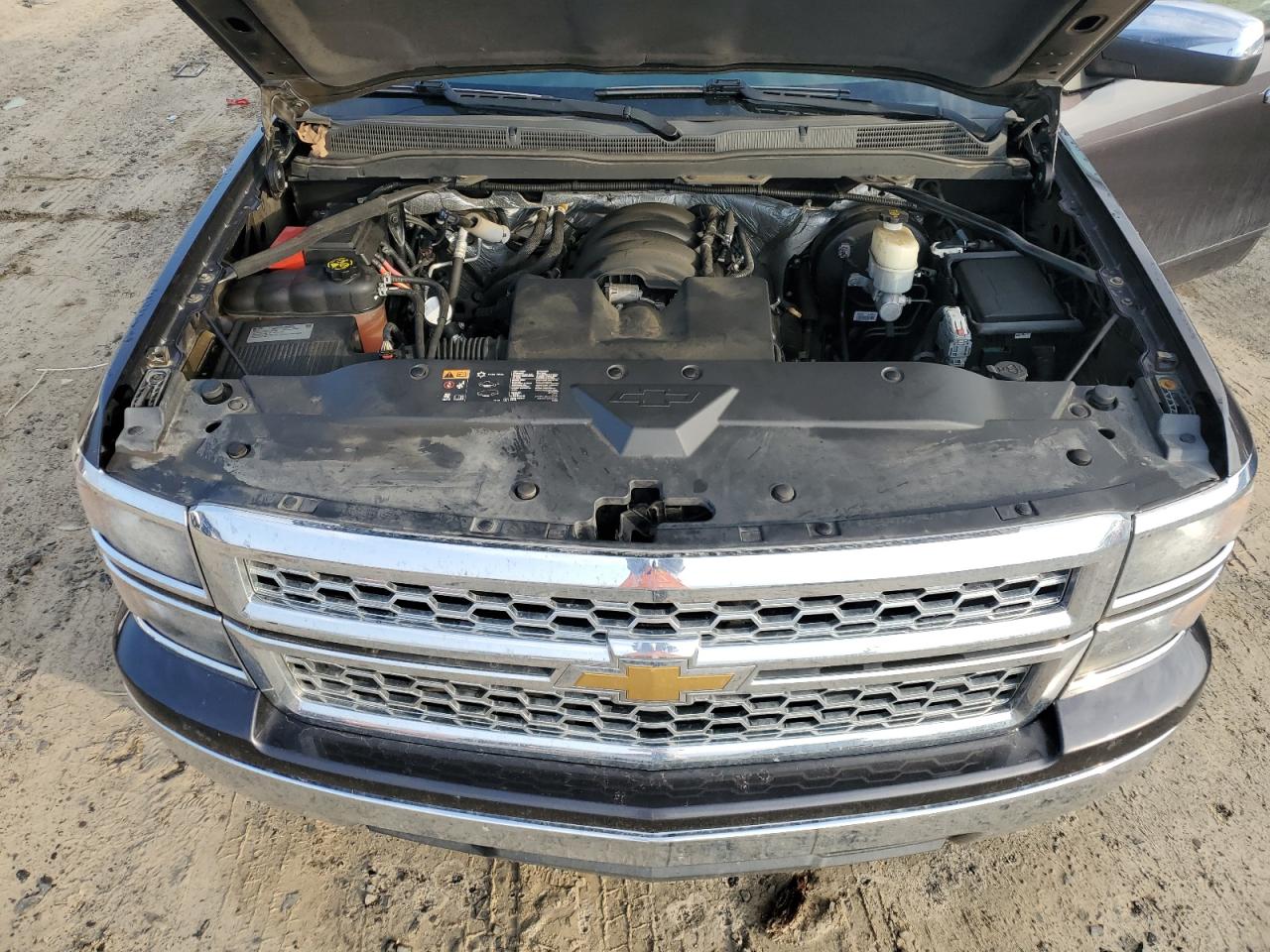 2015 Chevrolet Silverado VIN 3GCPCREH9FG115306 Copart auction photo, minor dent/scratches / mechanical damage thumbnail 11