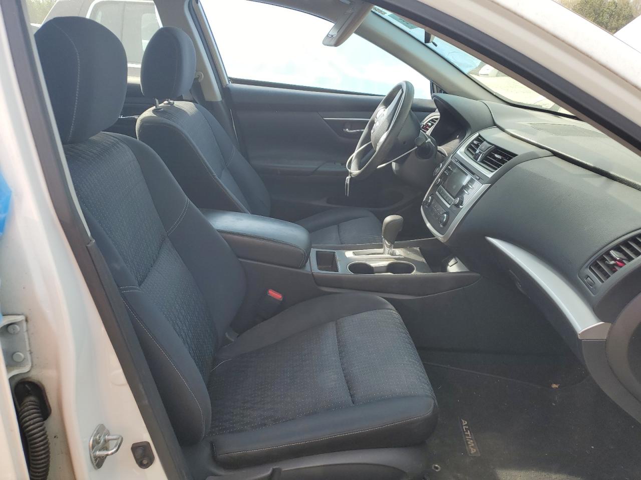 2016 Nissan Altima VIN 1N4AL3AP0GN354032 Copart auction photo, front end / side damage thumbnail 7