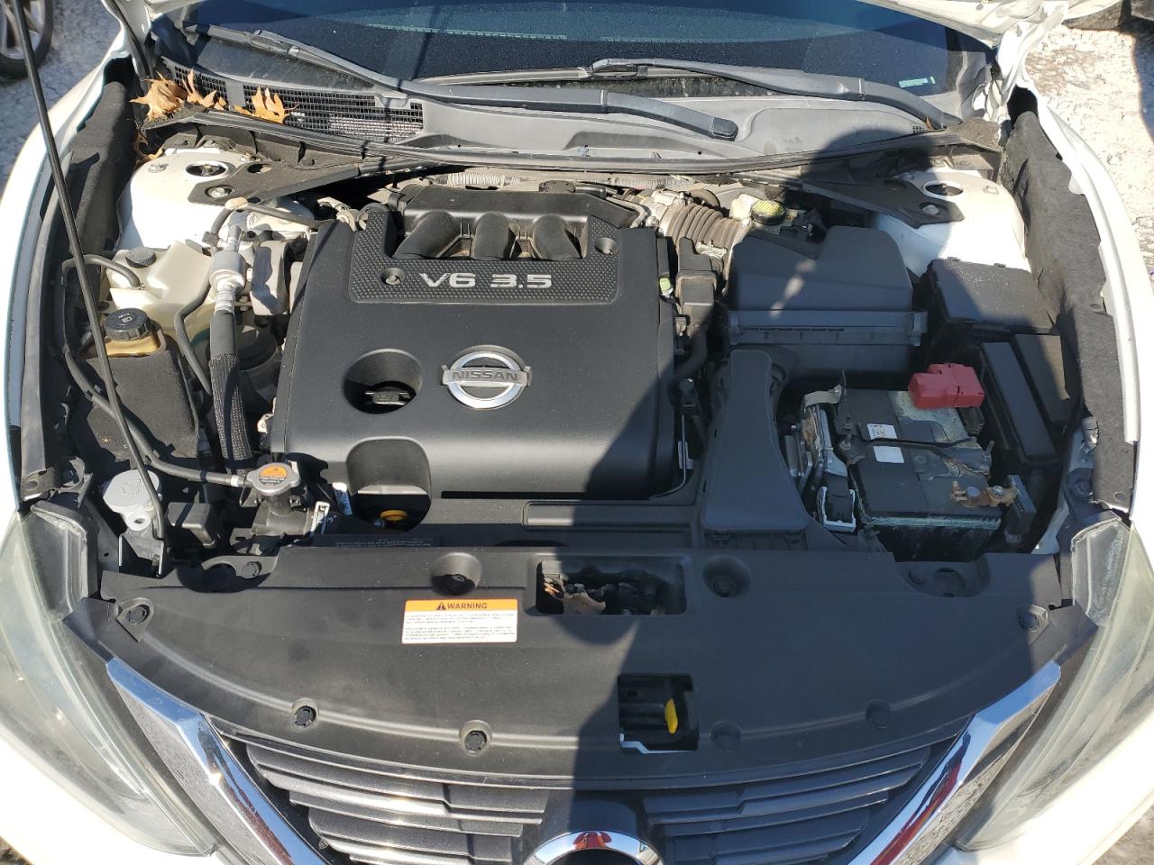 2016 Nissan Altima VIN 1N4BL3AP1GC160965 Copart auction photo, minor dent/scratches damage thumbnail 11