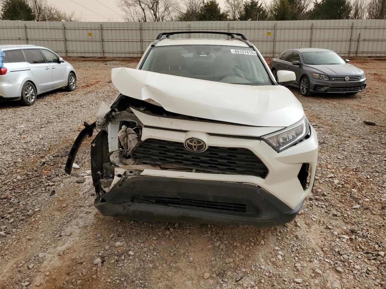 2021 Toyota RAV 4 VIN 2T3C1RFV0MW141833 Copart auction photo, front end / minor dent/scratches damage thumbnail 5