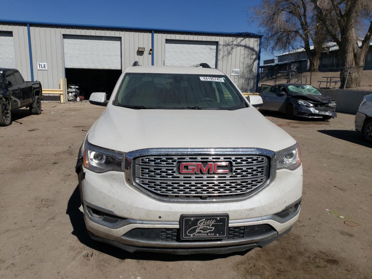 2017 GMC Acadia VIN 1GKKNXLS0HZ256778 Copart auction photo, front end / rear end damage thumbnail 5
