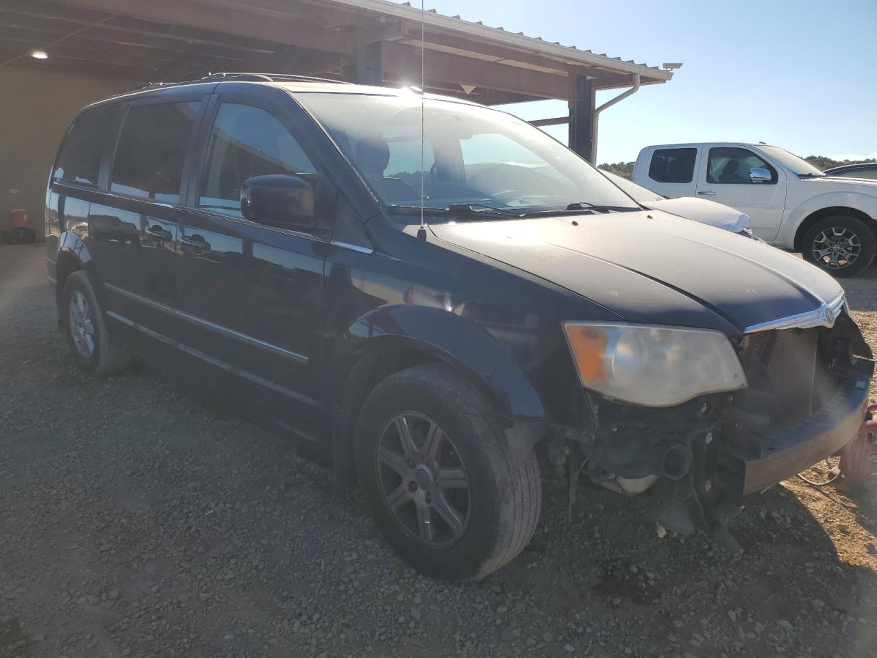 2010 Chrysler Town & Country VIN 2A4RR5D10AR150995 Copart auction photo, front end damage thumbnail 4