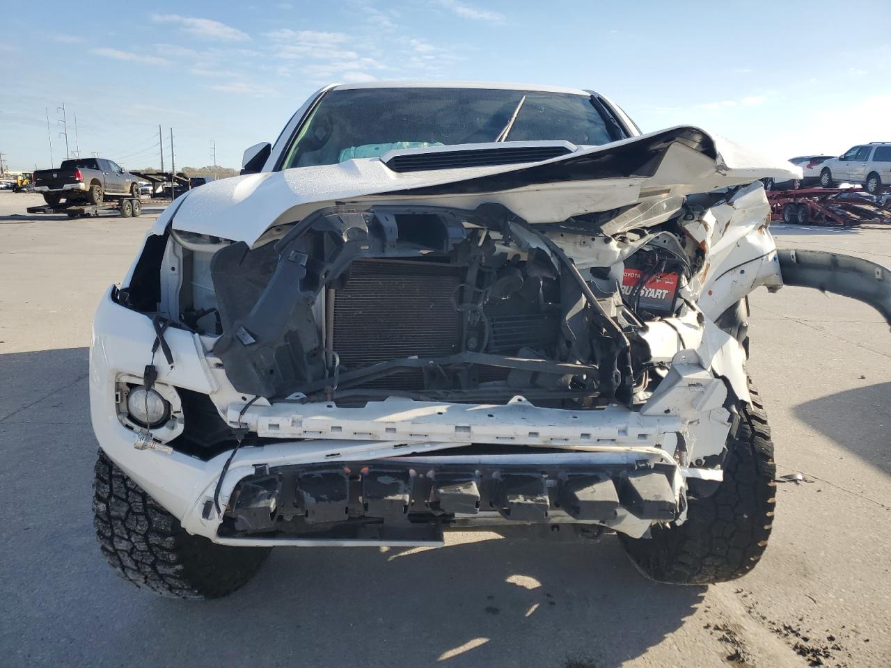 2017 Toyota Tacoma VIN 5TFAZ5CN5HX024926 Copart auction photo, front end damage thumbnail 5