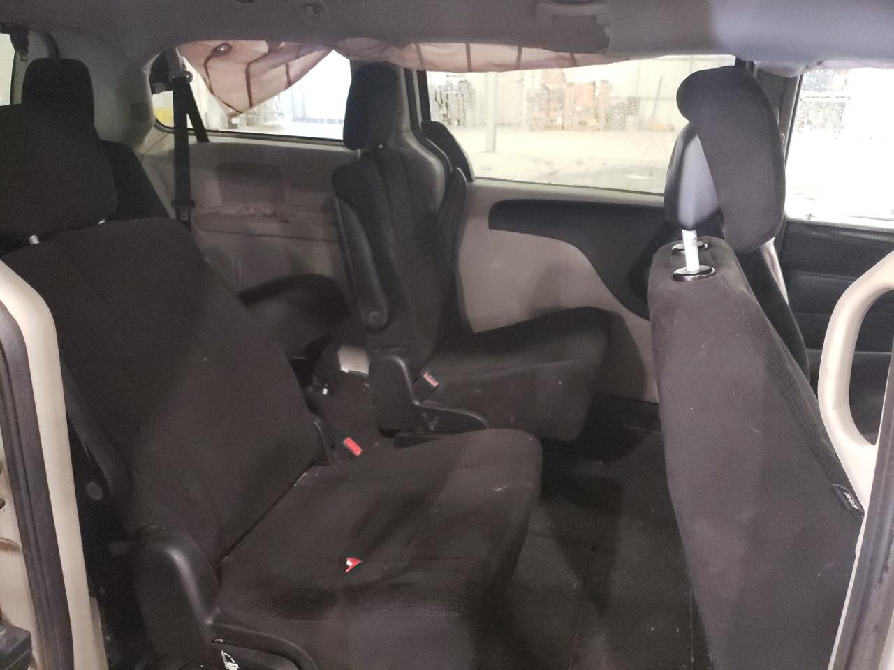2012 Dodge Caravan VIN 2C4RDGBG1CR333820 Copart auction photo, all over damage thumbnail 11