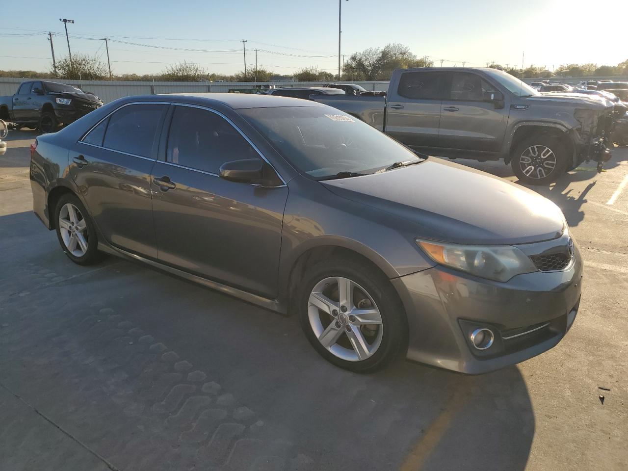 2014 Toyota Camry VIN 4T1BF1FK3EU810241 Copart auction photo, hail damage thumbnail 4