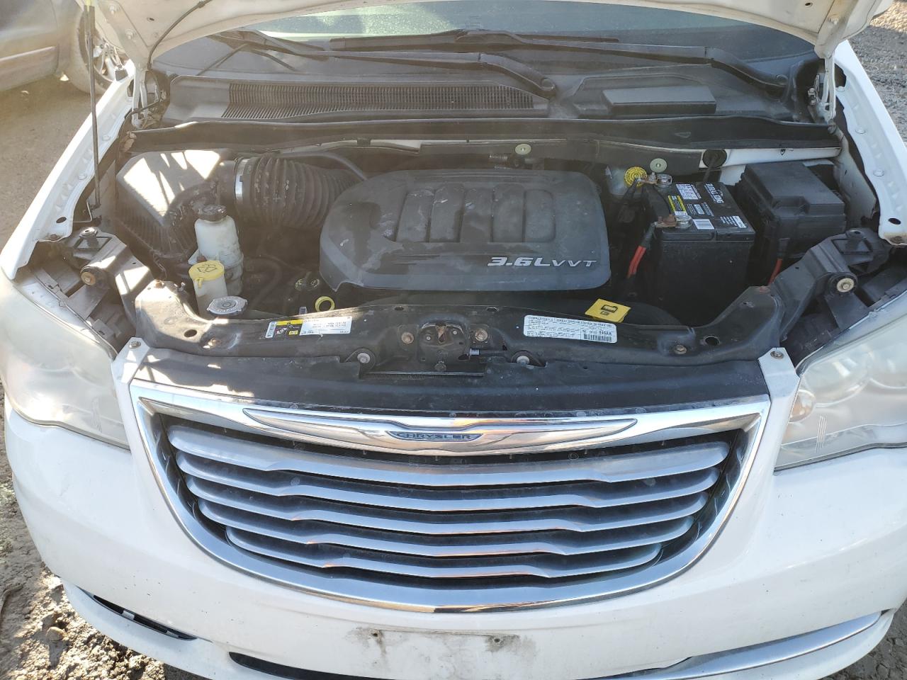 2013 Chrysler Town & Country VIN 2C4RC1BG6DR556310 Copart auction photo, rear end / front end damage thumbnail 12